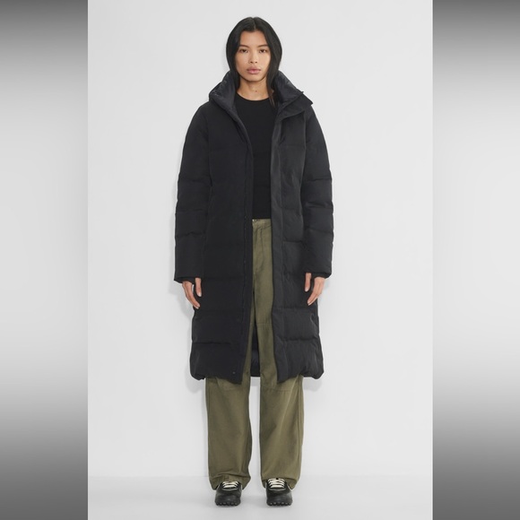 Aritzia TNA Black Powder Parka Coat Puffer - Picture 1 of 8